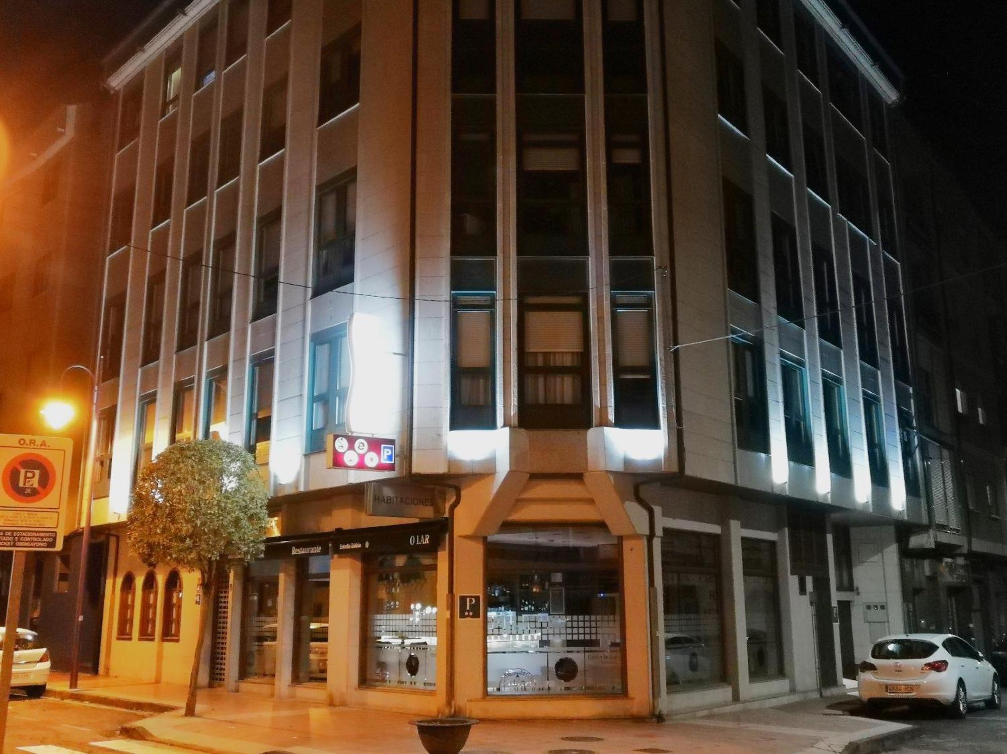 H. O Lar Hotel O Barco de Valdeorras Ngoại thất bức ảnh