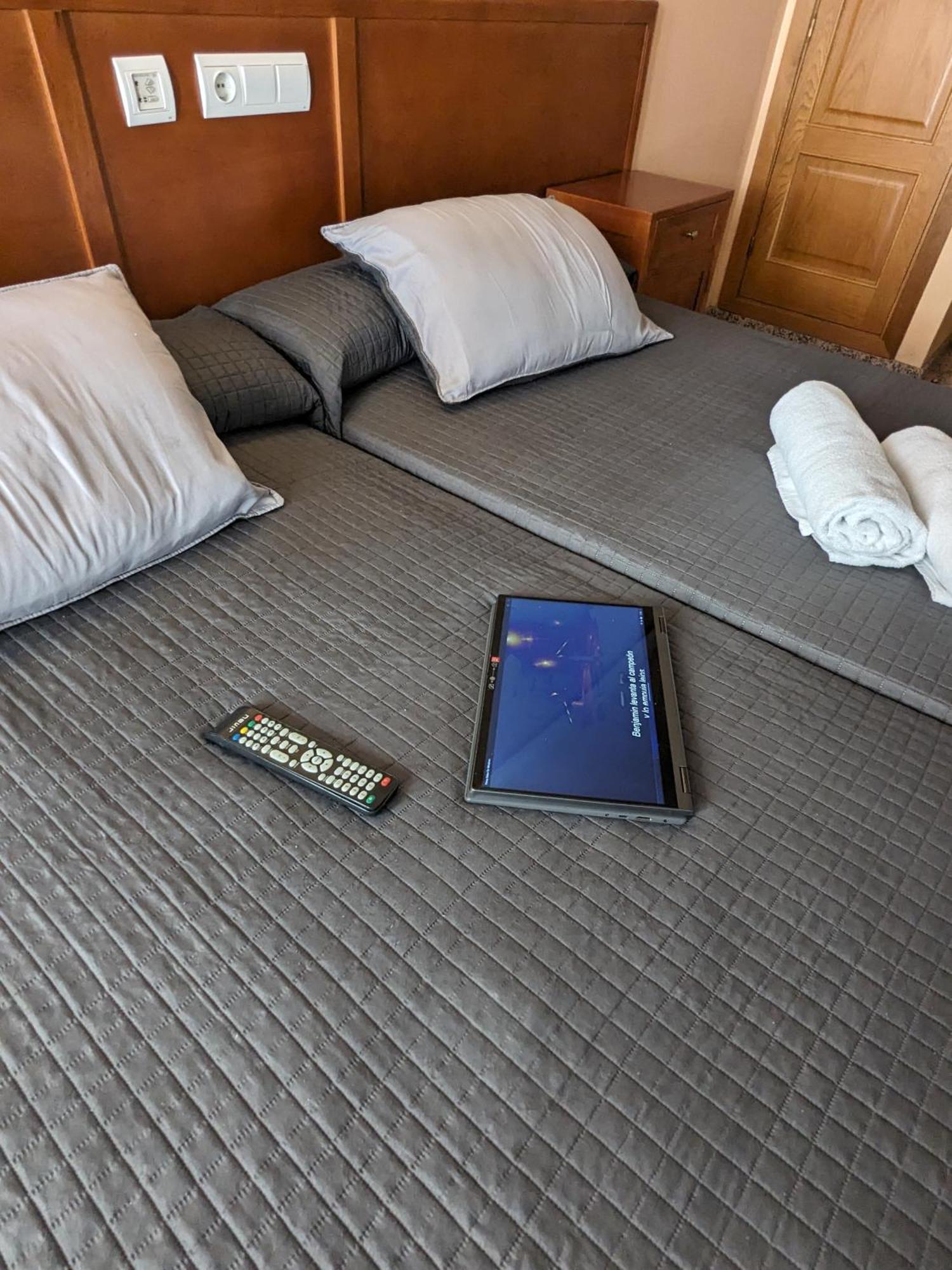 H. O Lar Hotel O Barco de Valdeorras Ngoại thất bức ảnh